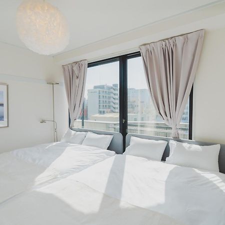 Blossom Coat Sakuragawa Aparthotel Osaka Luaran gambar